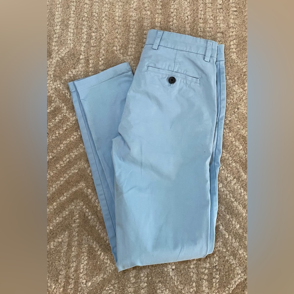 TOPMAN Skinny Stretch 30 x 32. Soft light blue color.